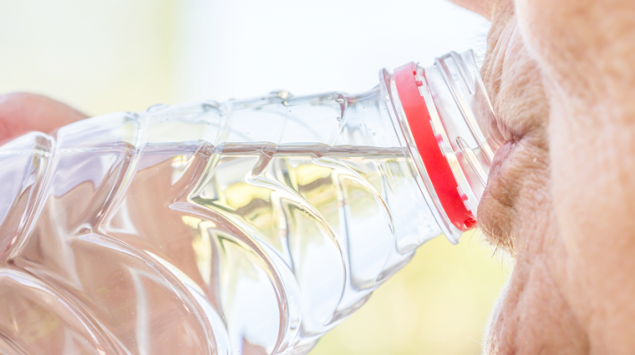 Some seniors don’t have a normal thirst mechanism and don’t recognize when they’re dehydrated, according to physician Daniel Ari Mendelson of U of R. That’s why they need to make sure they drink enough water.